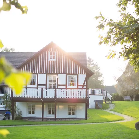 Hof Koehne- Haus Am Spielplatz - Strauss 슈말렌부르크