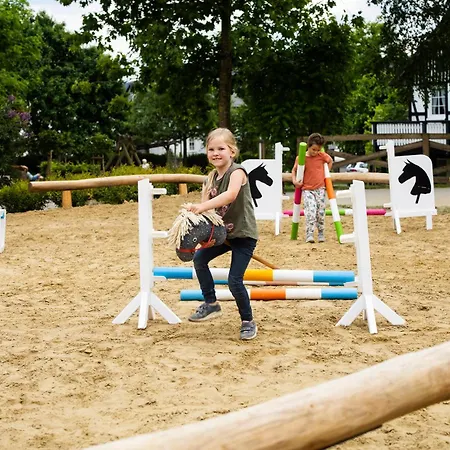 Apartment Hof Köhne- Haus Am Spielplatz - Strauß *