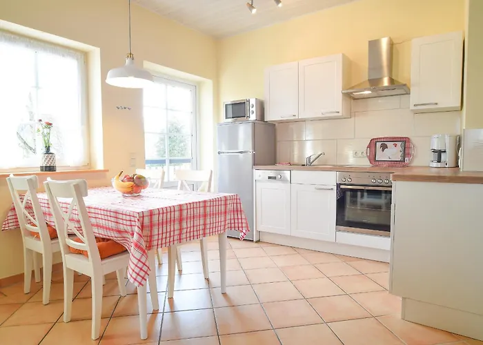 Hof Koehne- Haus Am Spielplatz - Strauss *