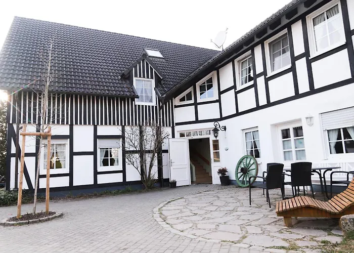 Hof Koehne- Haus Am Spielplatz - Strauss * Schmallenberg